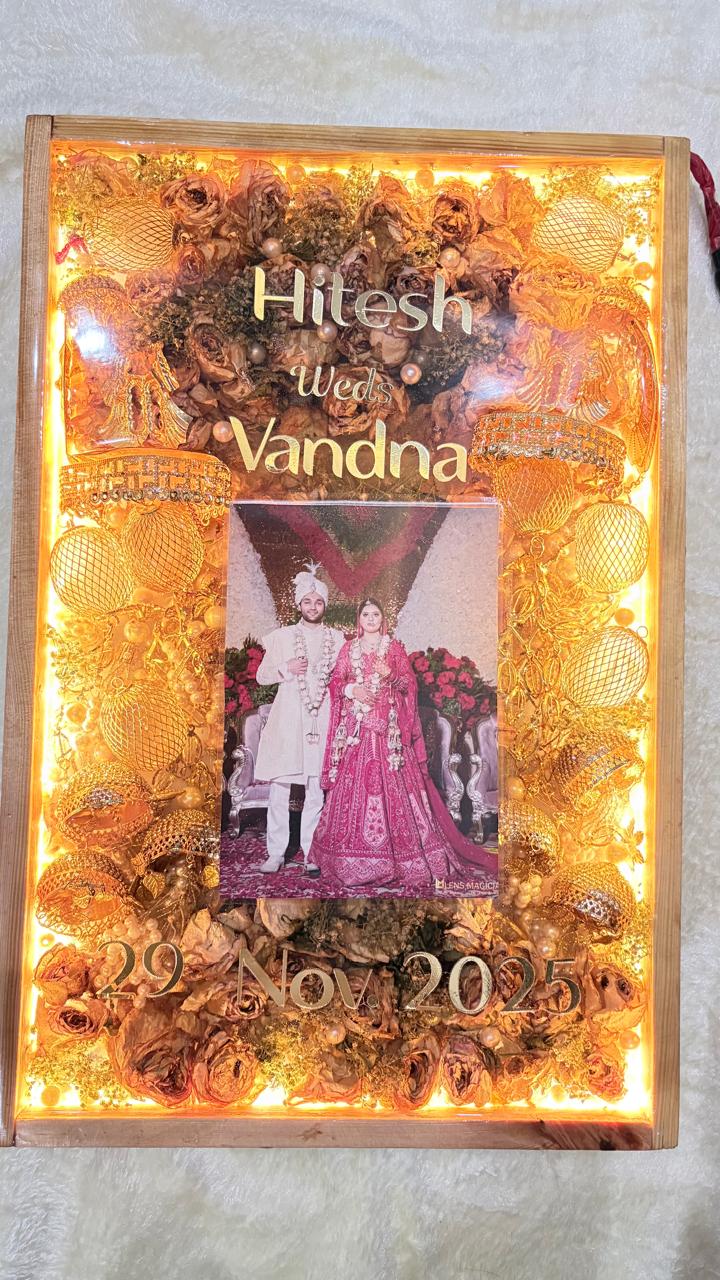 Resin Photo Frame with Dried Flowers